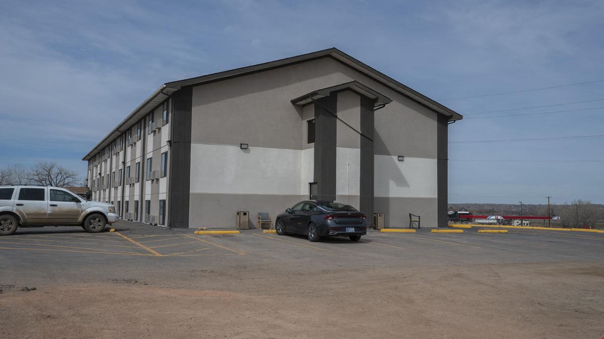 Super 8 Miles City
