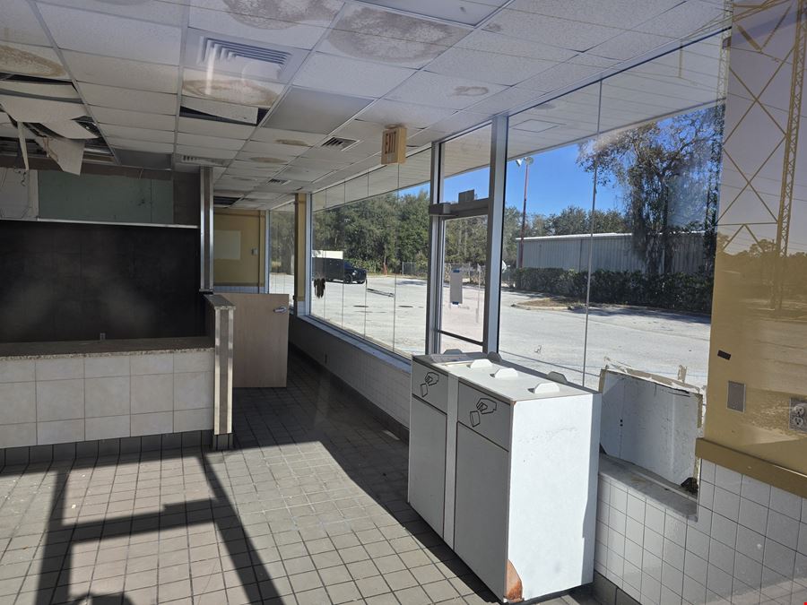 Standalone Ocala Retail Building