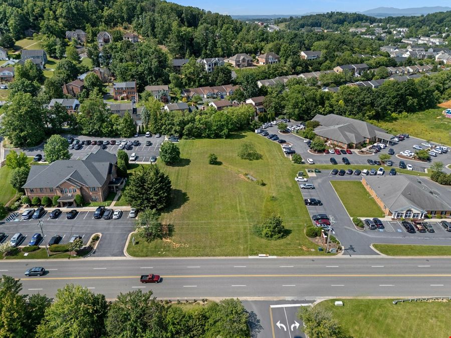 PRIME 1.27 ACRE B2C ZONED COMMERCIAL LOT