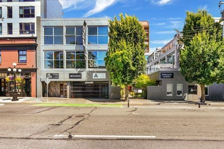 Preview of commercial space at 852 Fort St
