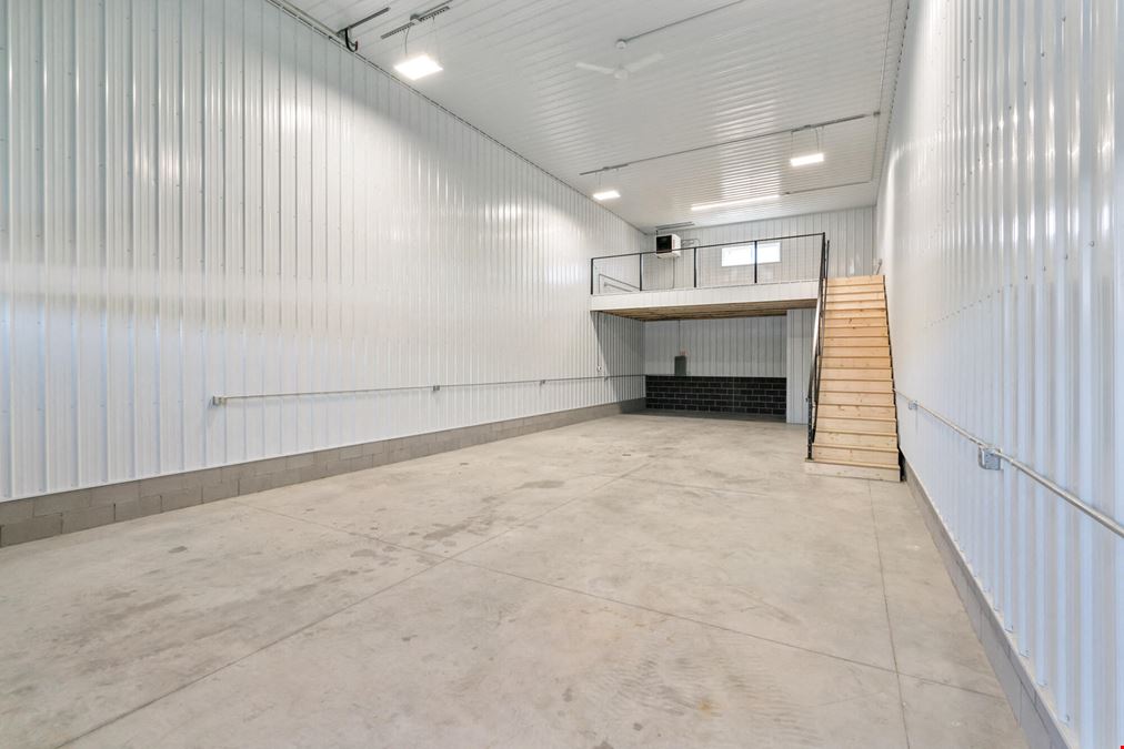 5384 Commerce Boulevard, D405, Indian River, MI, 49749