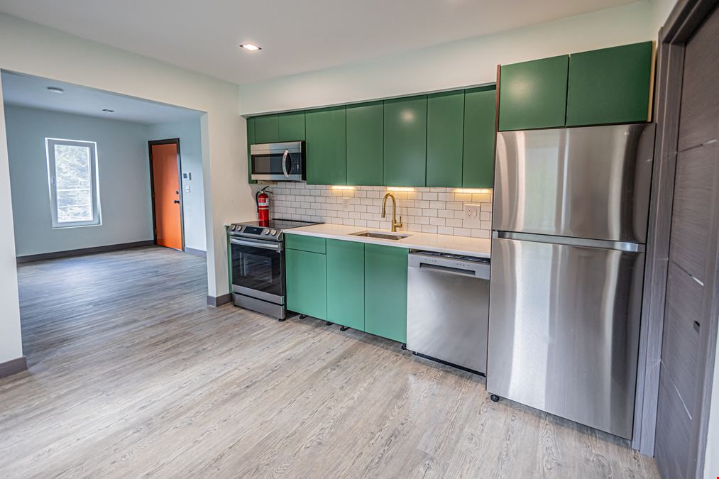 Renovated 8-Unit Multifamily Investment Opportunity