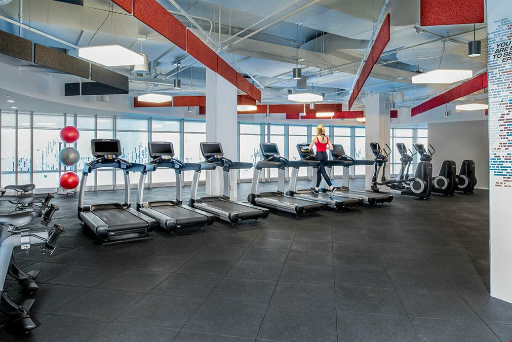 1000 Wilson Blvd | 10th Floor