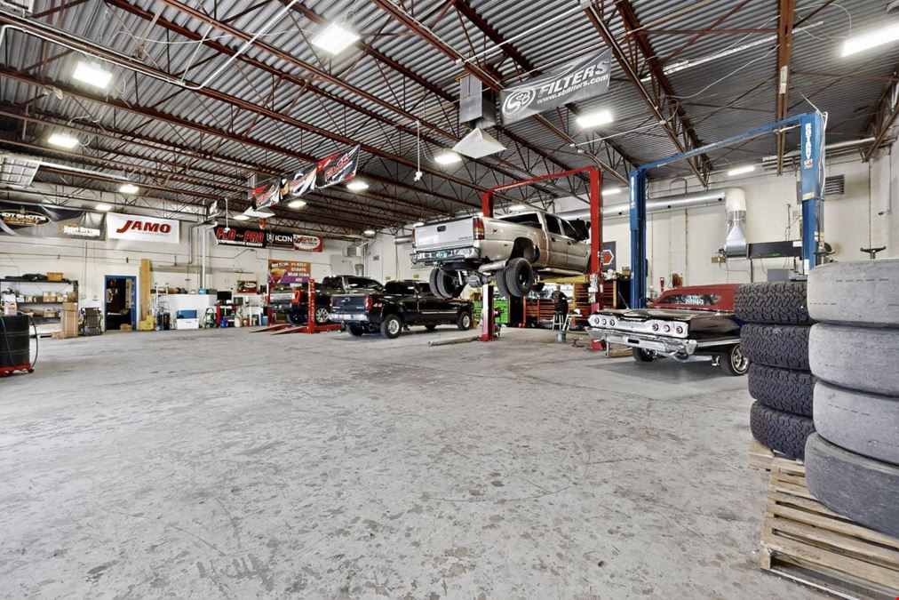 PREMIER MULTI TENANT INDUSTRIAL COMPLEX