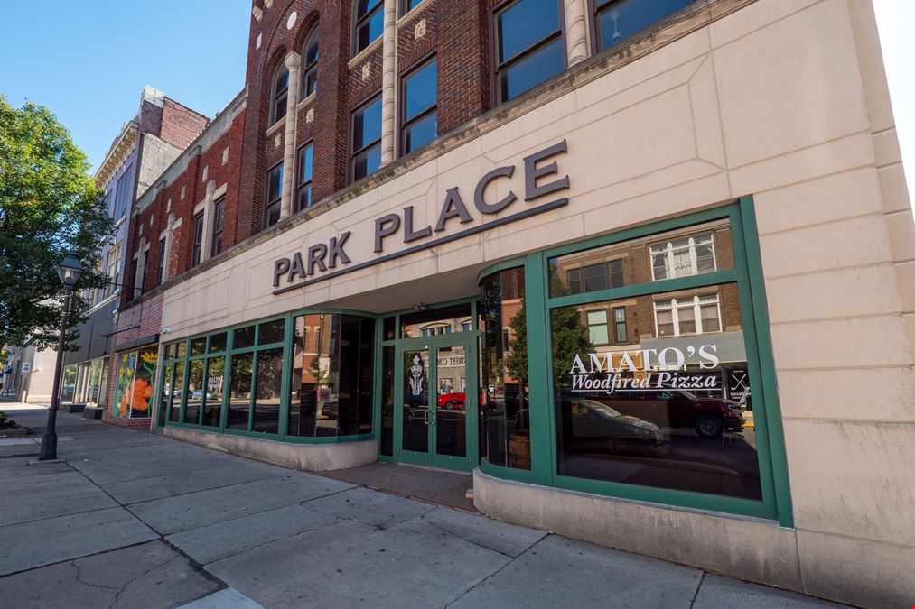 143 W Center St