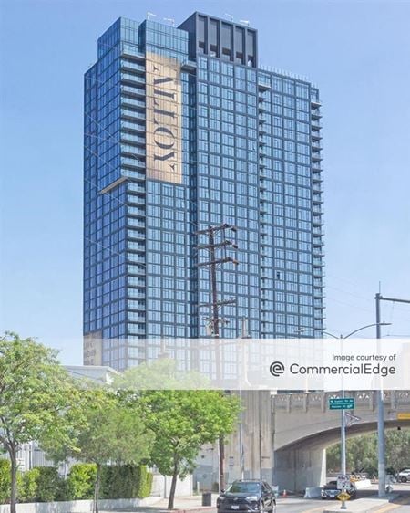 Preview of Retail space for Rent at 520 South Mateo Street