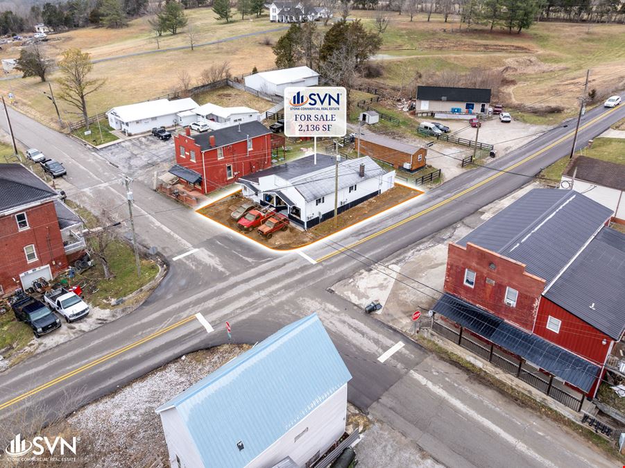 Former Waco KY Grocery- Flooring