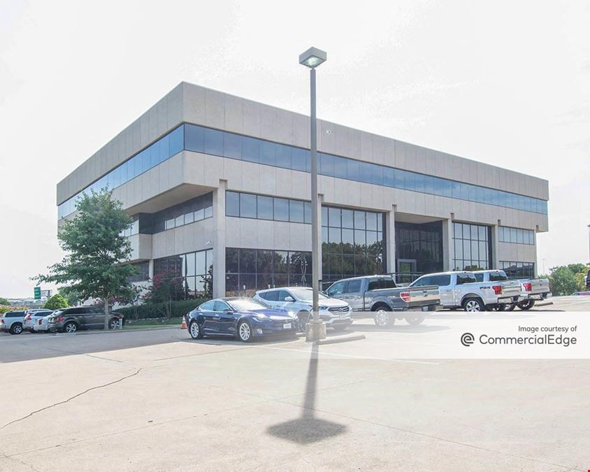 450 East John W. Carpenter Fwy