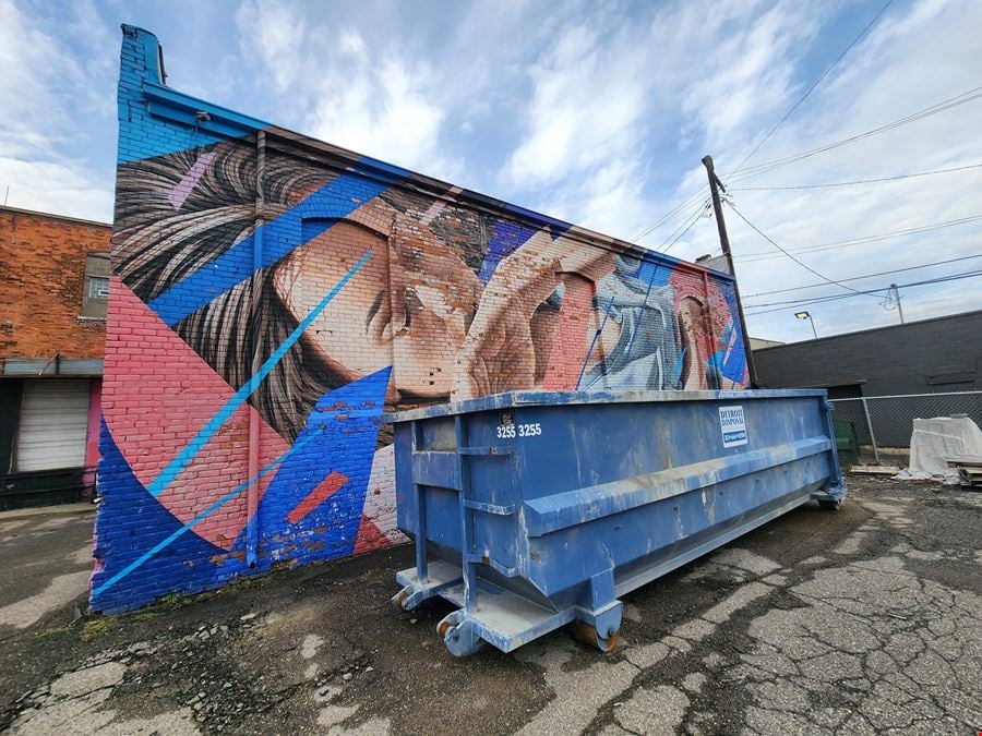 1561 Adelaide
