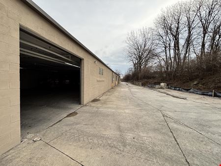 Preview of Industrial space for Rent at 4911 Grant Ave
