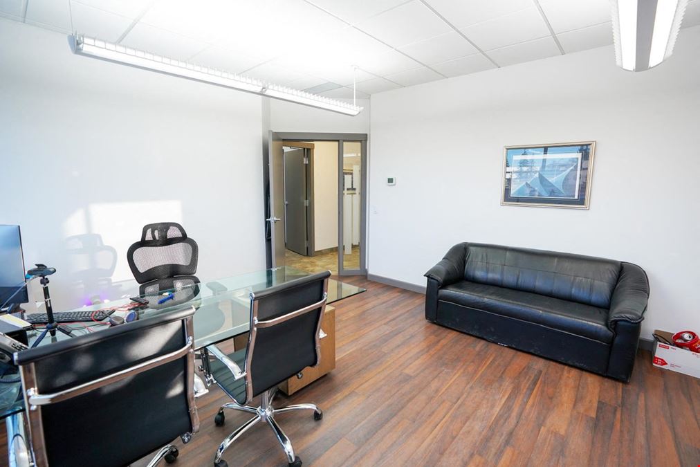 5470 Calgary Trail