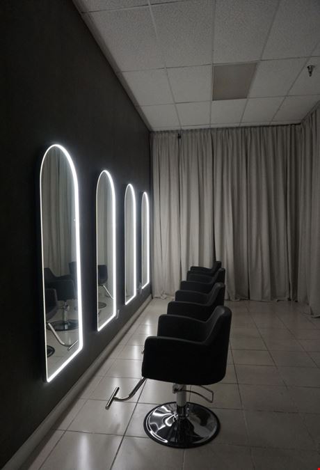 Salon Suites