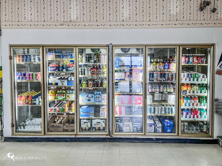 Retail Investment Opportunity | 10% Cap Rate