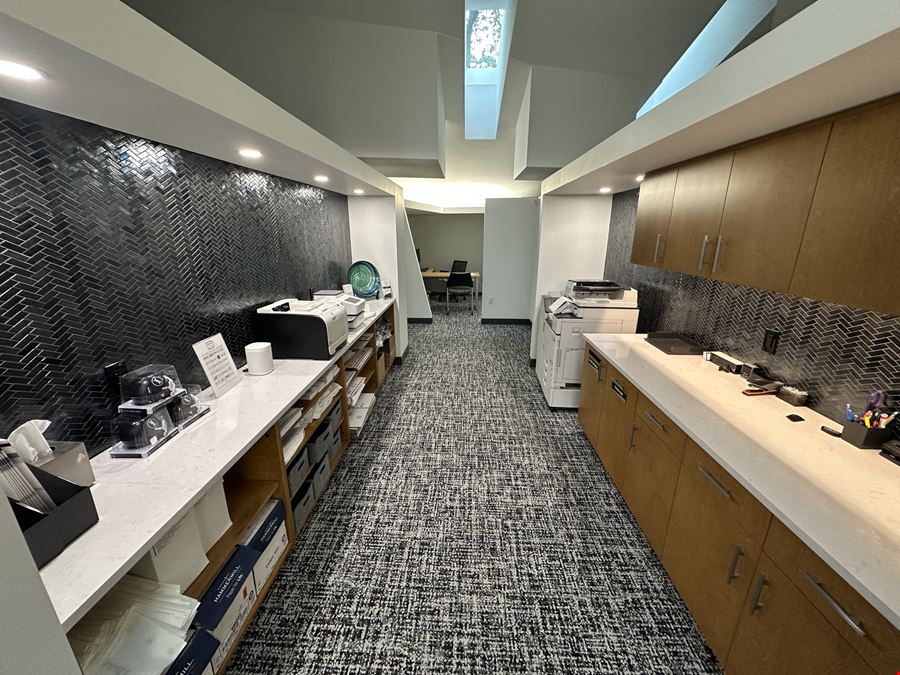 1200 E. Woodhurst Drive - Suite V100