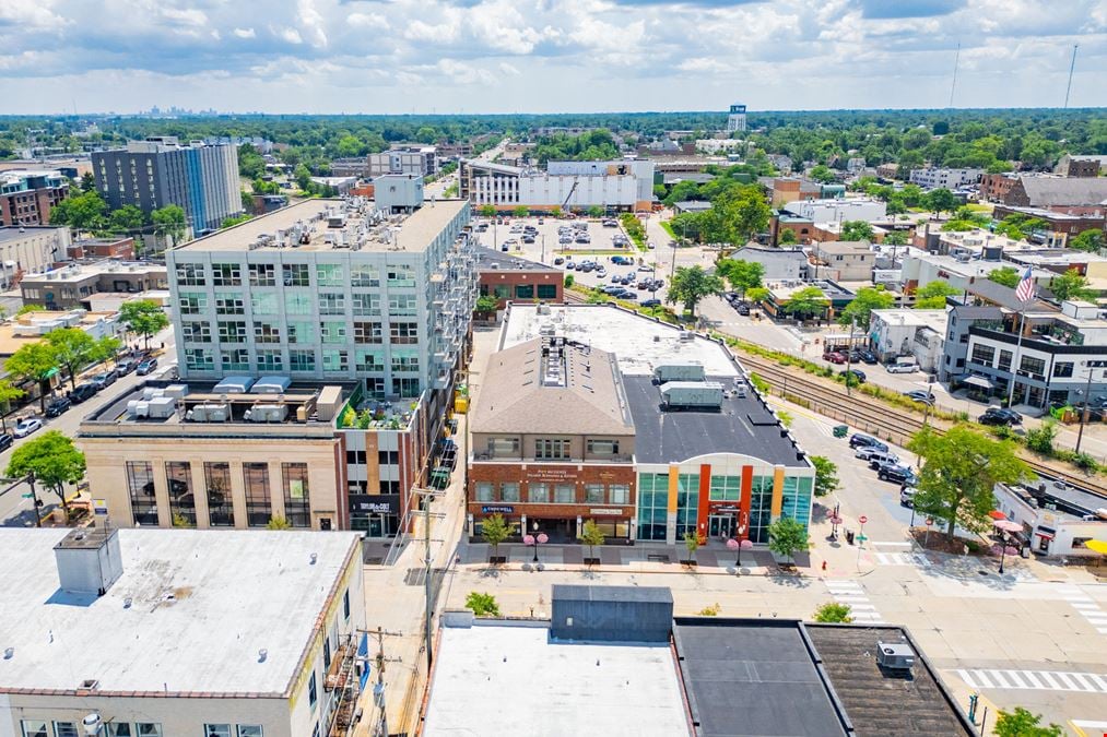 117 W 4th Street - Retail