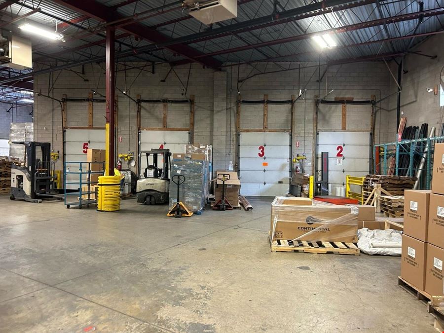 5145 North Service Road