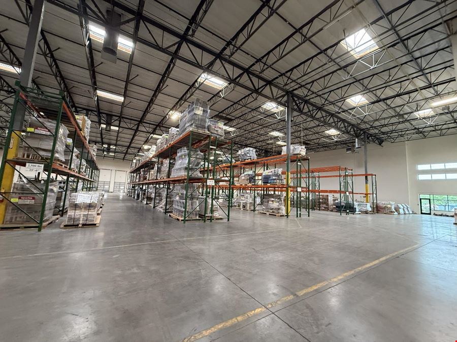 *Sublease* ±81,102 SF office / whs