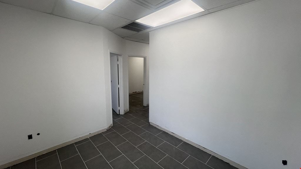 5055 NW 74th Avenue #9 - 4,500 SF