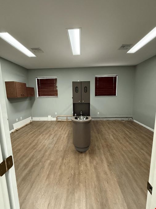 Sebring Commercial Space