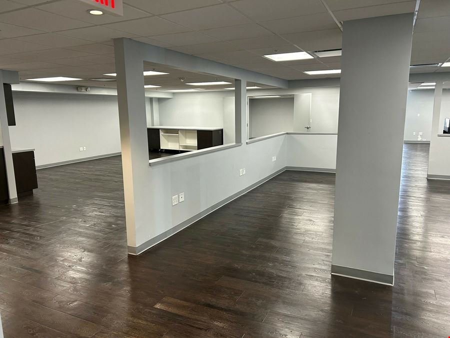 5,675 SF Office | Downtown Sarasota