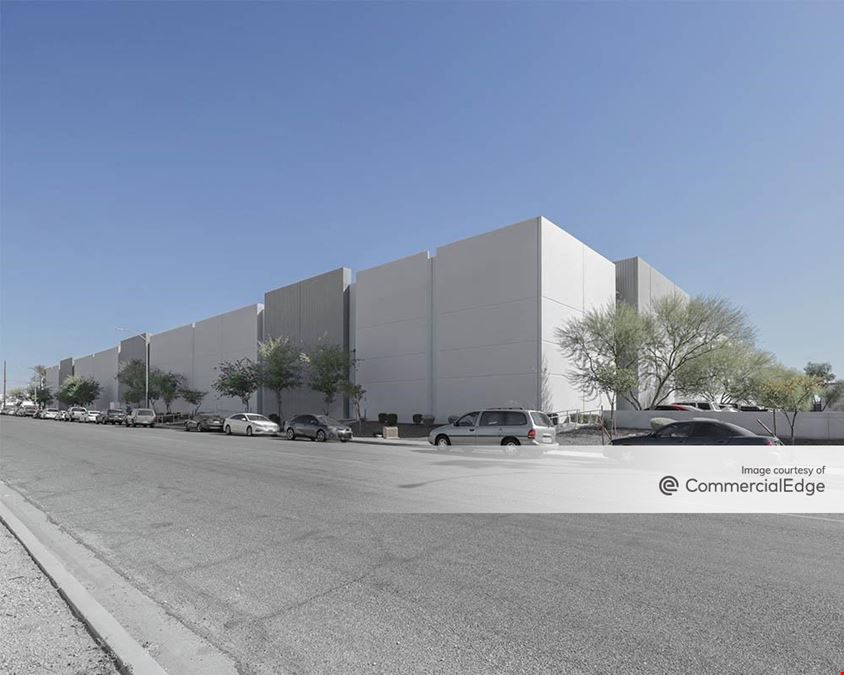 4455 W Camelback Road