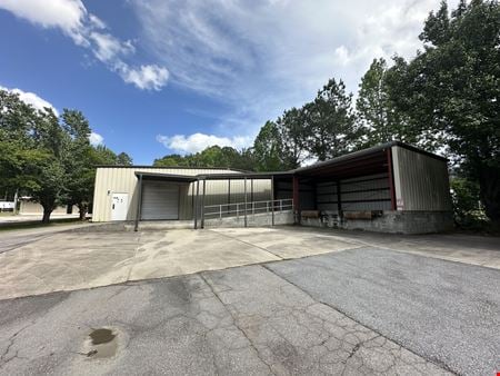 Preview of commercial space at 7618 North Woodrow Street