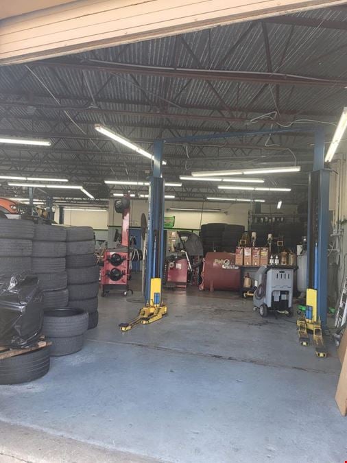 Prime Location: Thriving Auto Repair Business For Sale