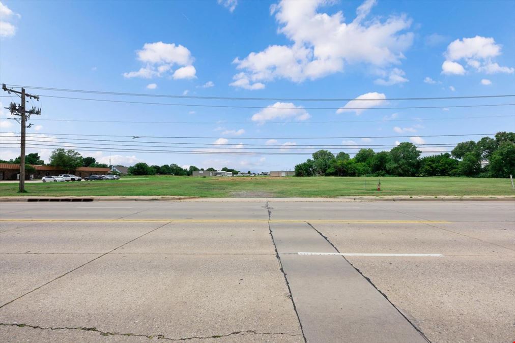 4.27 Acres | Prime Yukon Commercial Development