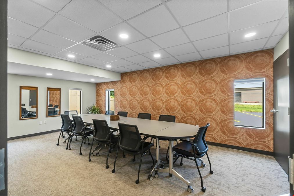 1427 Thomas Drive - Suite 7