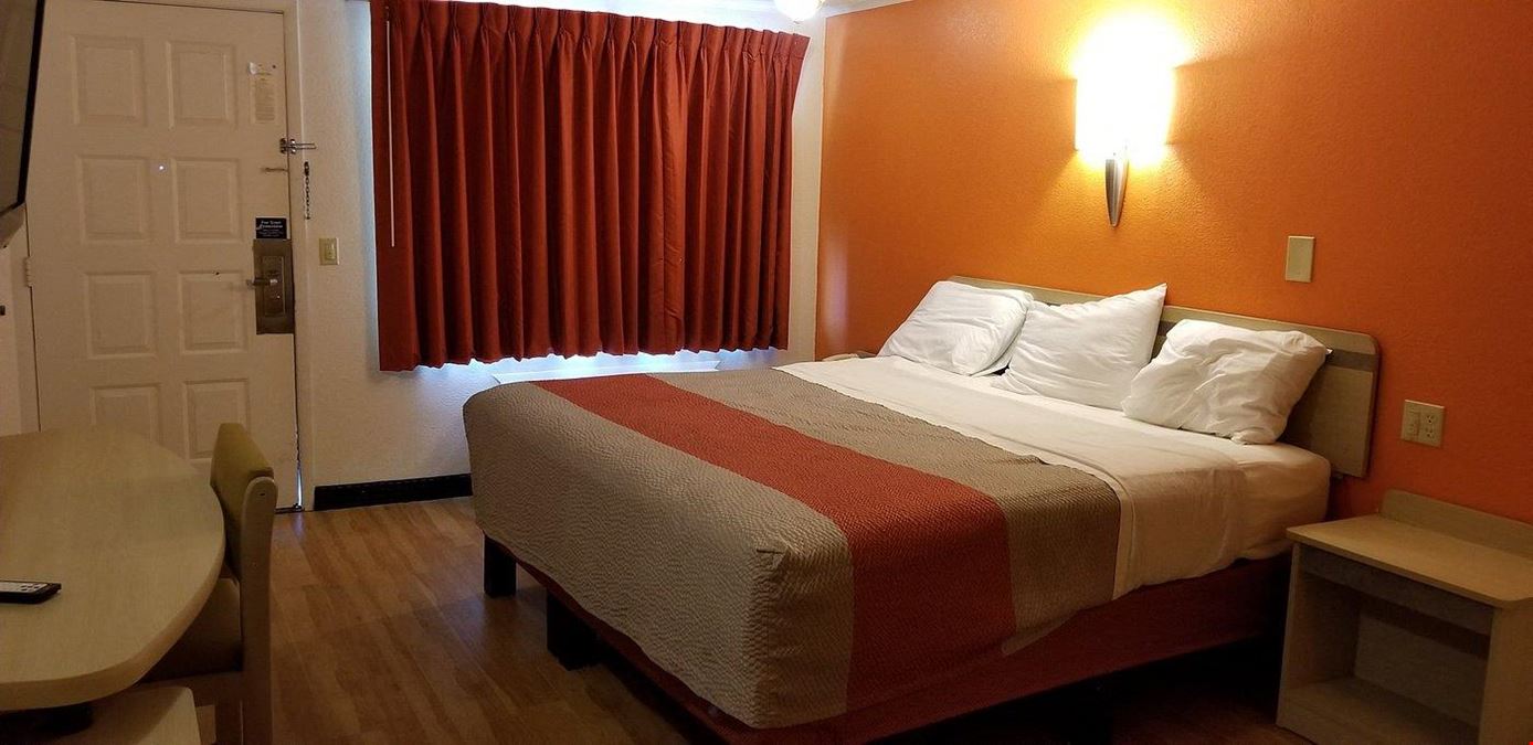 Fairbridge Inn Express - London, OH