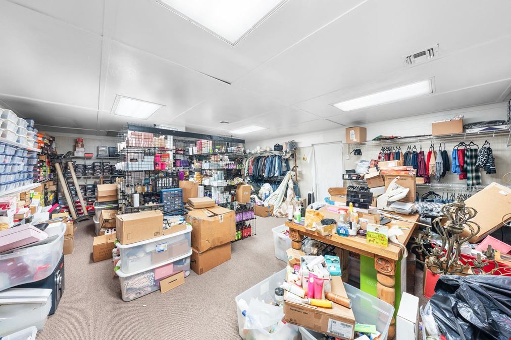 Flex Space Sale in Flint