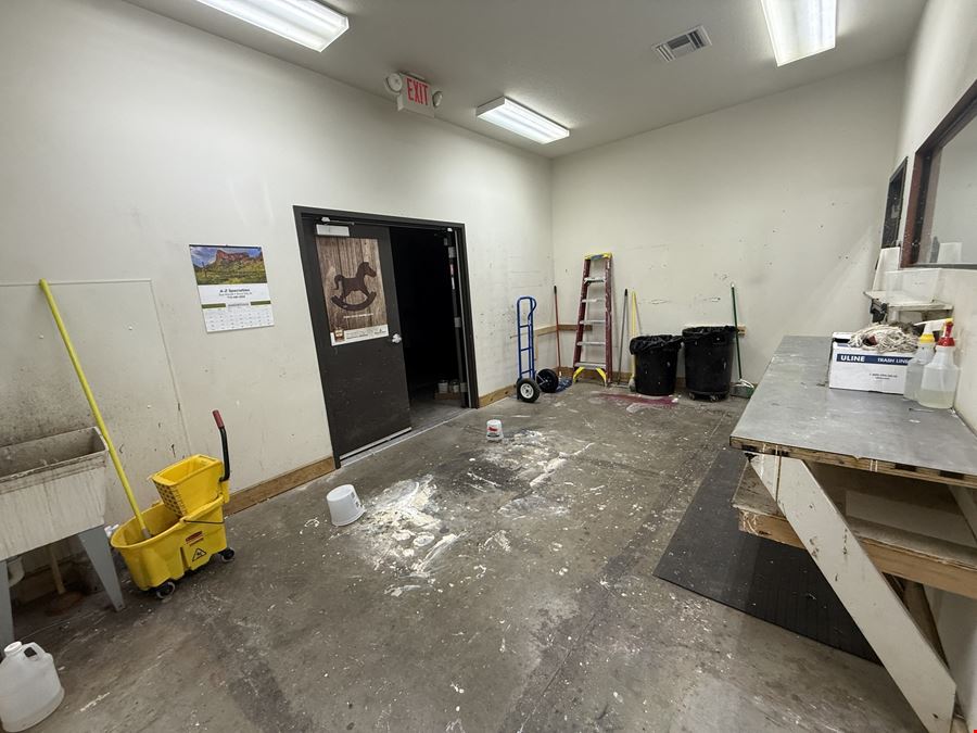 Strategically Positioned Retail Building on Hamilton Blvd