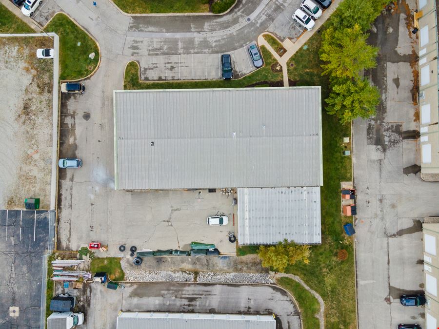 1,500 SF Light Industrial Flex Space