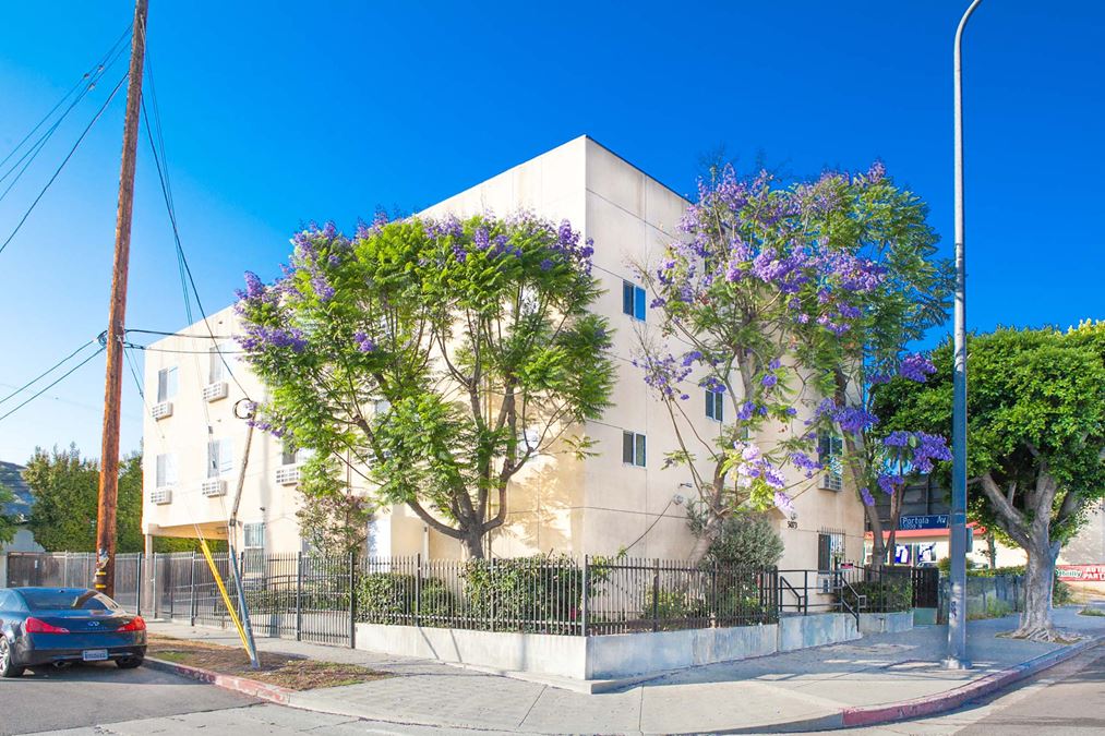 15-Unit Apartments