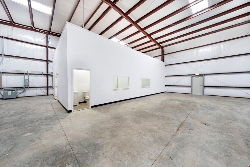 12K SF Industrial w/ 2 AC Yard | 1400 SH-78, Farmersville