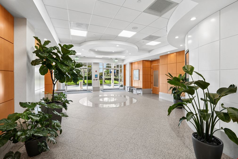 Fairway Office Center - 7108, 7111 & 7121