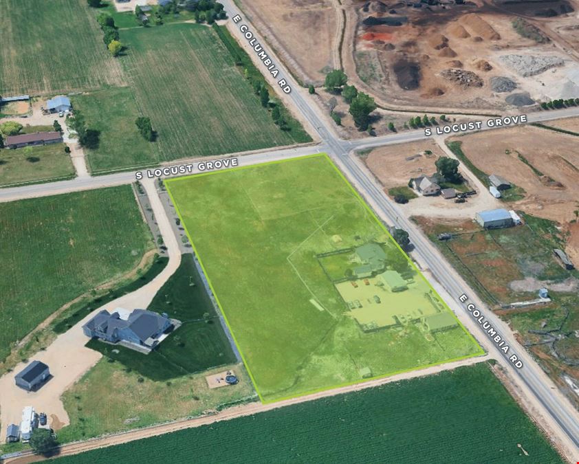 5-ACRE PROPERTY WITH RESIDENCE, COMMERCIAL YARD & SHOPS