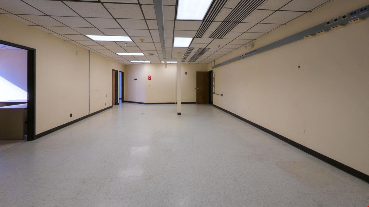 2450 Marion Road SE - Mixed-Use Building For Sale 
