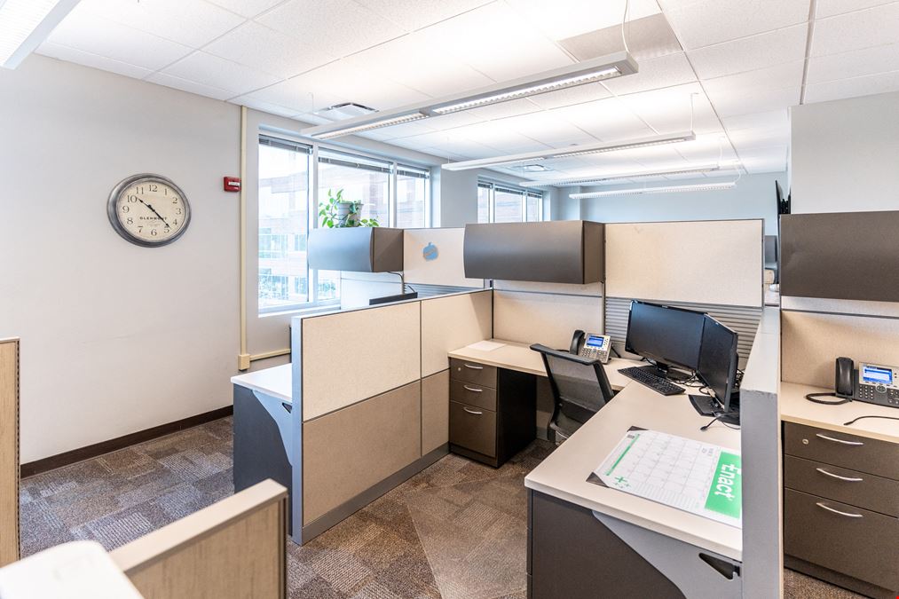 Pinnacle Corporate Centre III