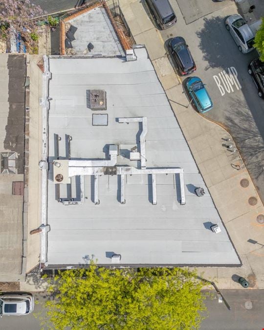 1055 Fulton St