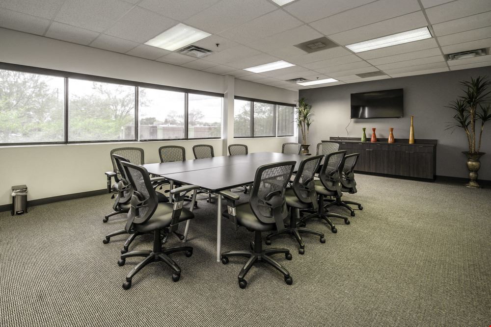 Executive Park -  Office and Medical for Lease - St. Matthews