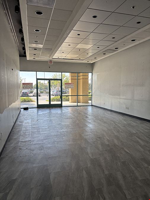 Murrieta Springs Plaza Multi Tenant Pad