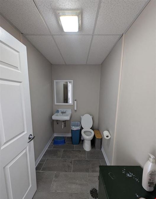2001 W Willow Knolls Dr Suite 201