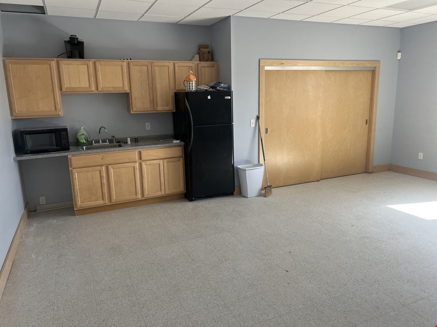 Newly Remodeled Office/Retail Space