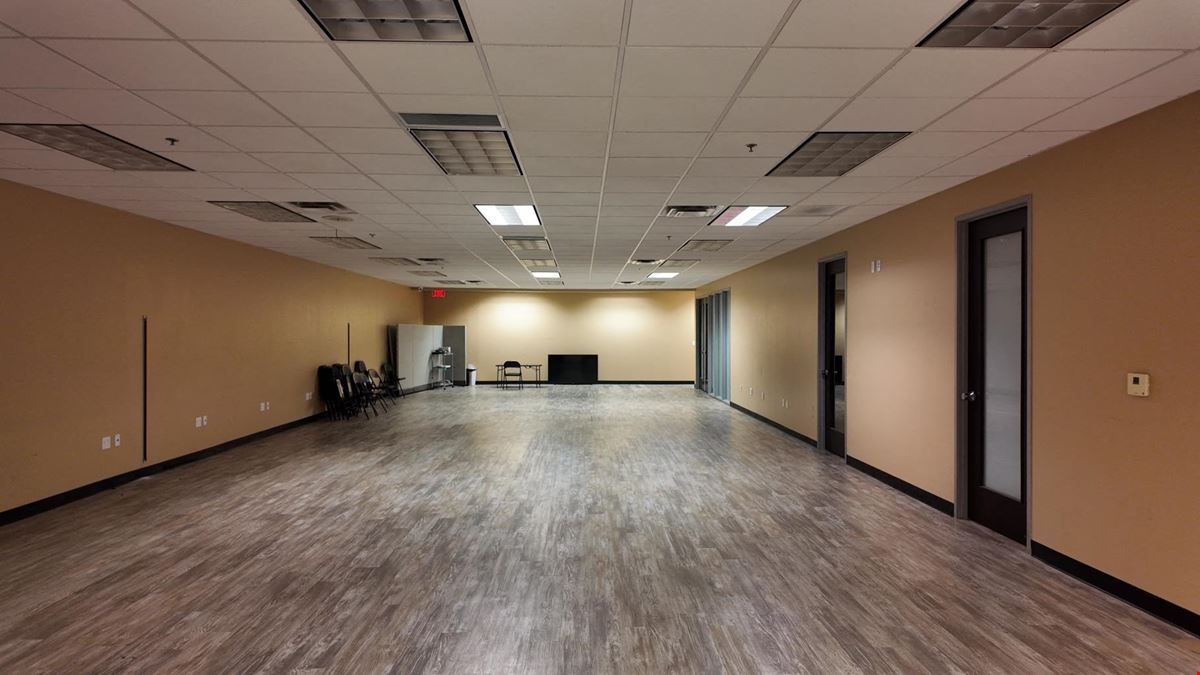 333 North Dobson Road - 6% CAP Investment Opportunity