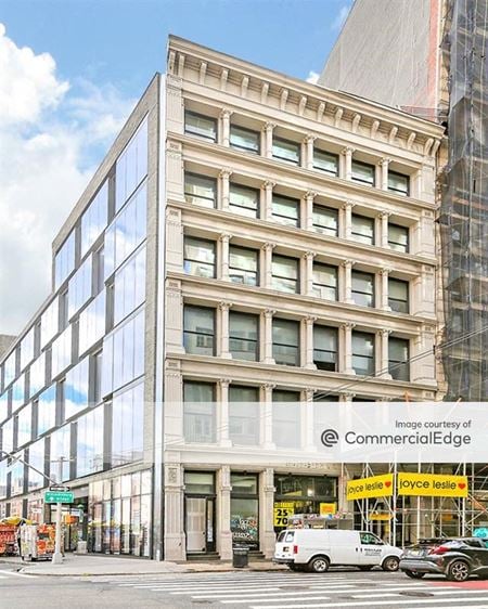 Preview of Retail space for Rent at 600 Broadway