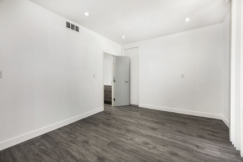 2777 Pacific Ave