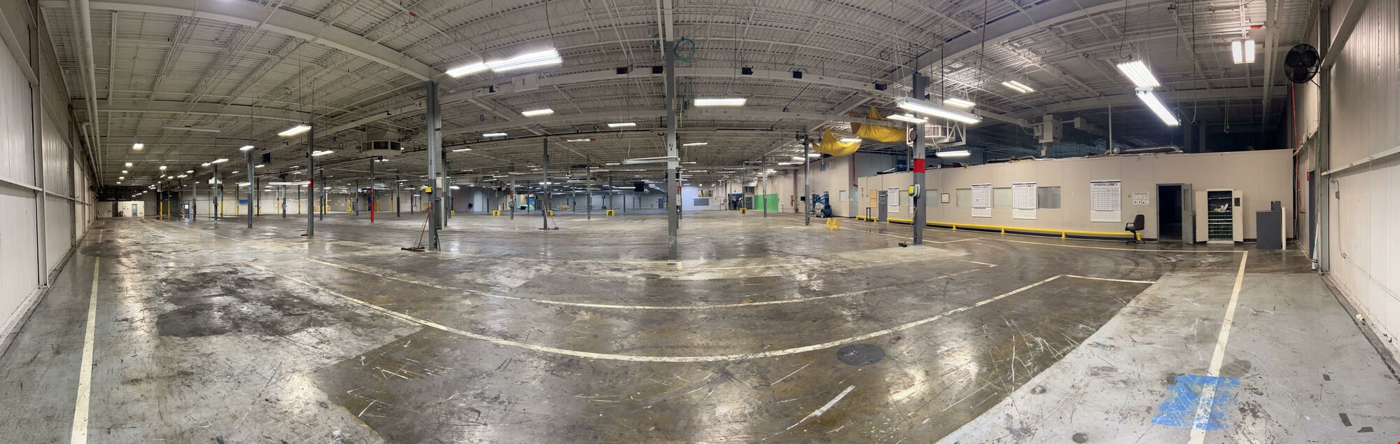 225,000 SF Manufacturing and Distribution Building