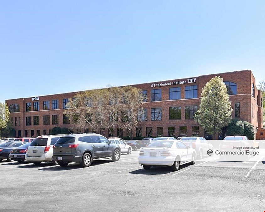Mendenhall Oaks Business Park - Aetna Building