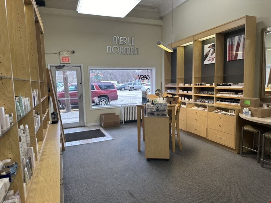 Mixed Use Commercial Building for Sale